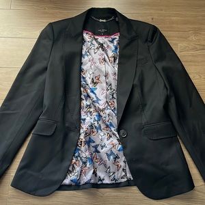Ted baker, black blazer, 65% wool size 3